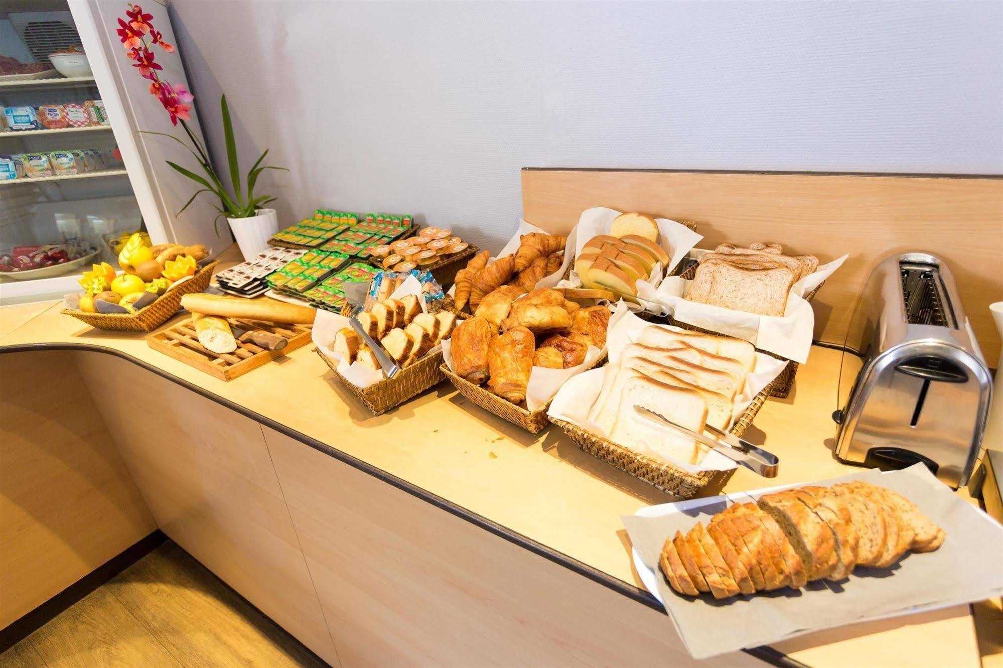 Hotel Inn Grenoble Eybens Parc Des Expositions Ex Kyriad 외부 사진